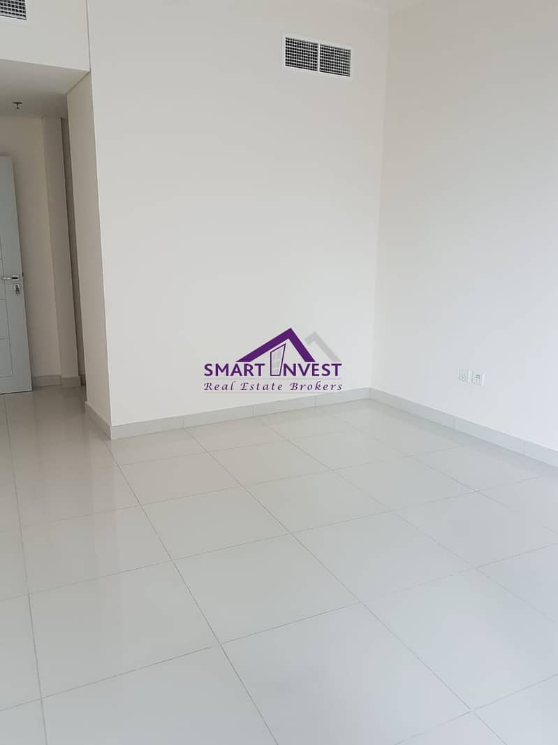5 Unfurnished 2BR Apt for rent in Damac Heights Tower