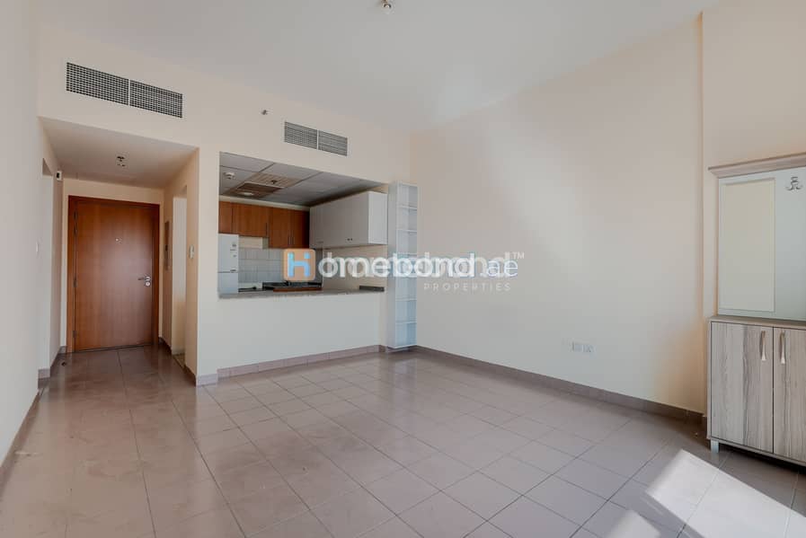 Investor Deal | Prime Location | Semi Furnished 1 Bed