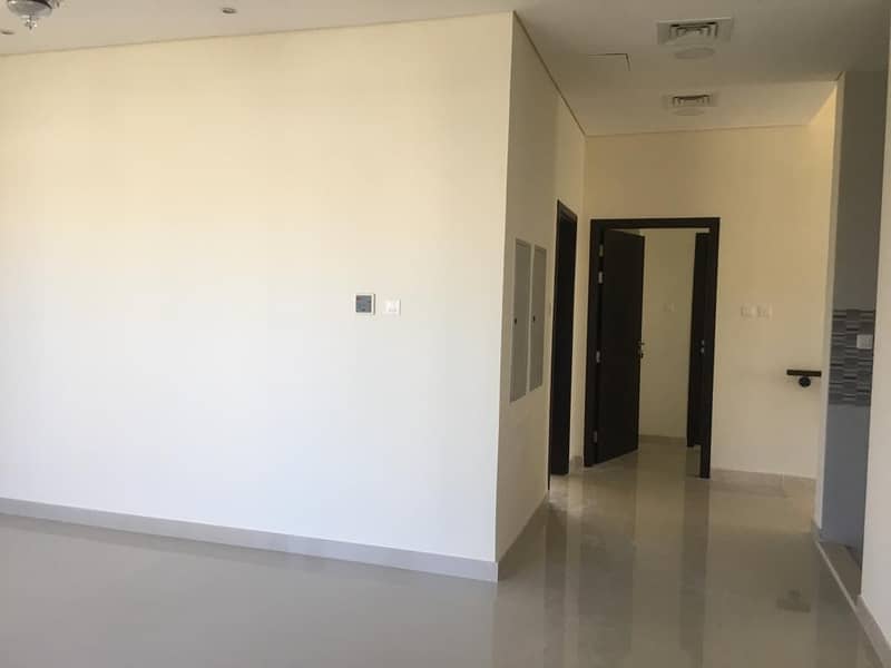 9 Brand New Private Built Villa 4 Bedroom Near Jumeirah Island
