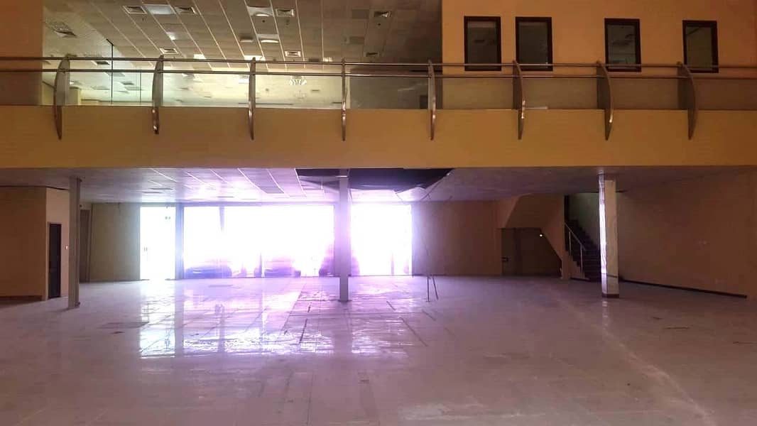 11 Large Showroom For Rent Near DNATA high visibilty