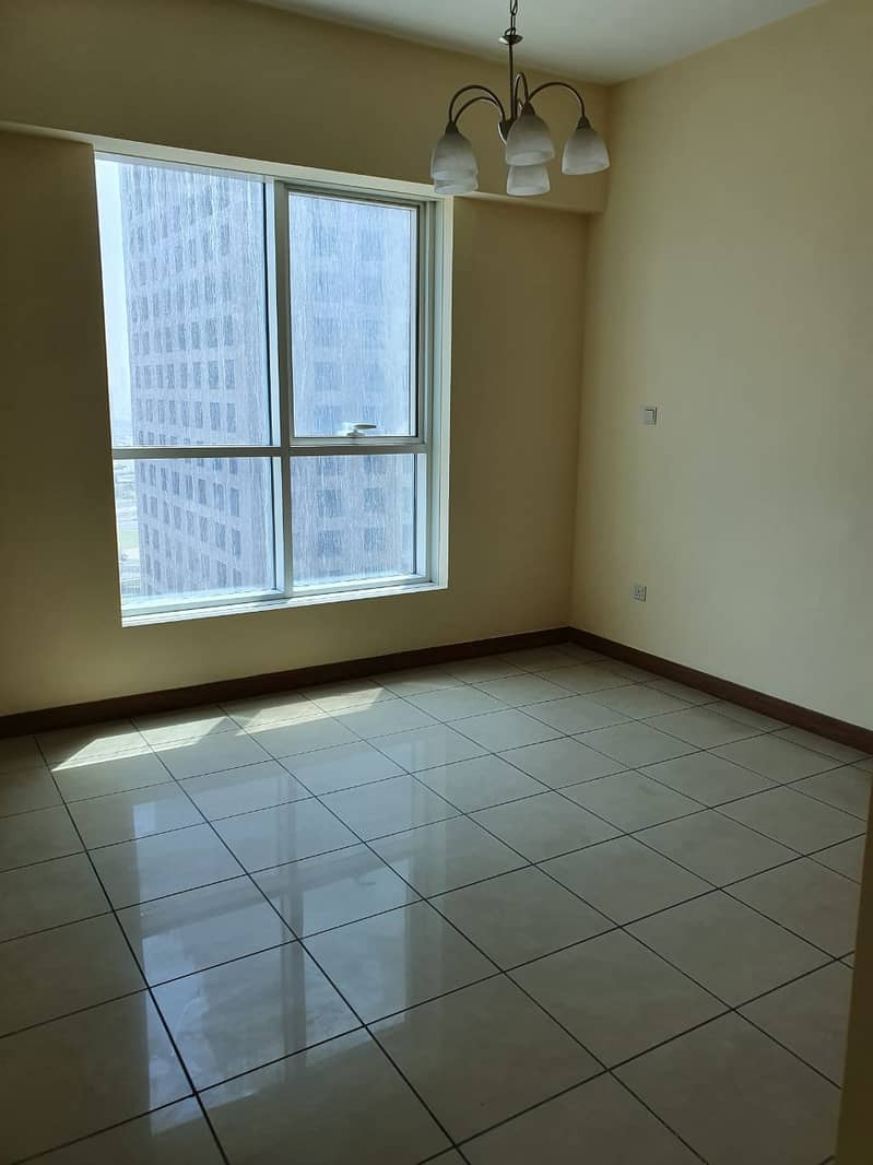 3 good  Maintained With Chiller Free 2bed sulafa tower