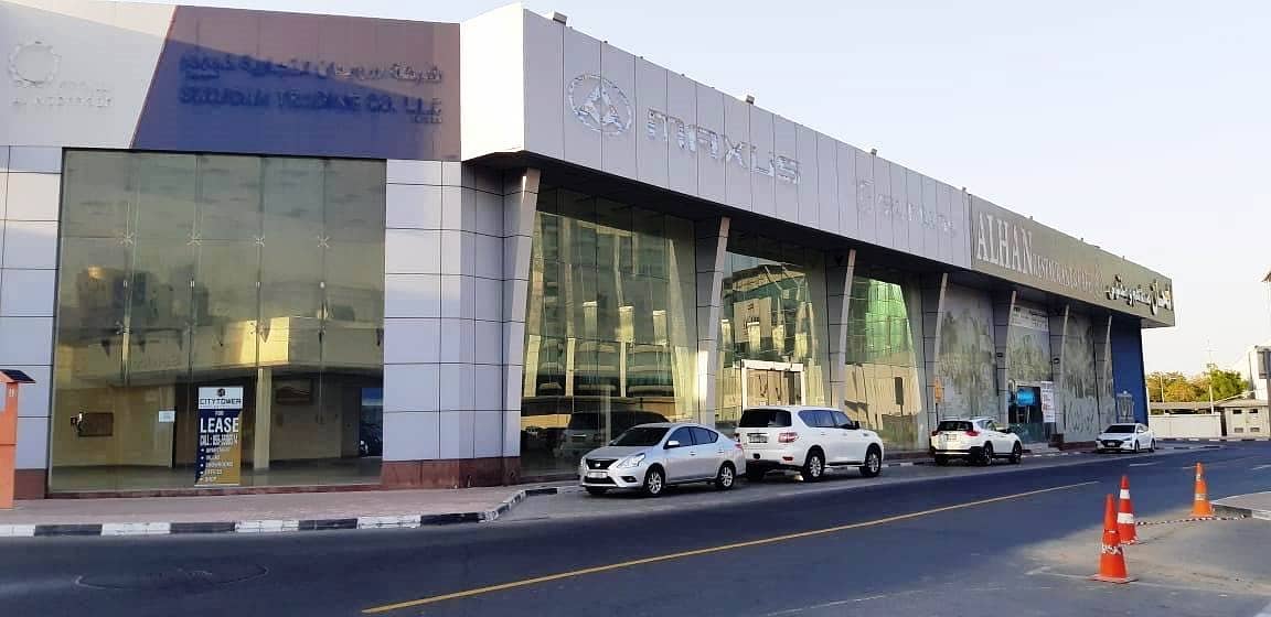 7 Large Fitted Showroom near DNATA DEIRA High Visibility