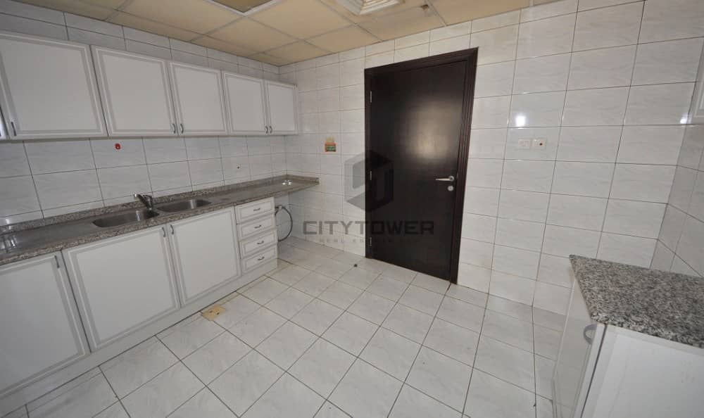 4 Big Layout Spacious Chiller free Studio with Parking Vacant