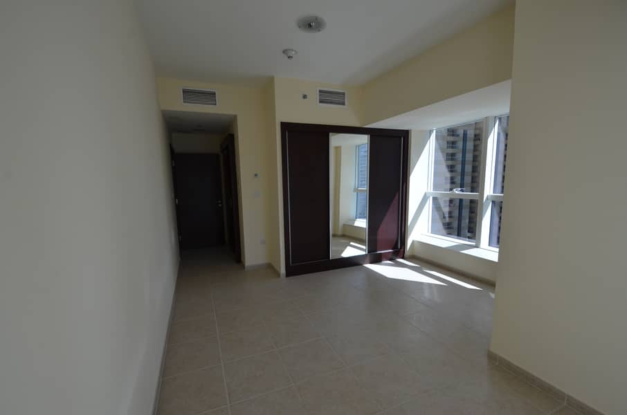 10 Vacant NOW best option apartment next to the beach