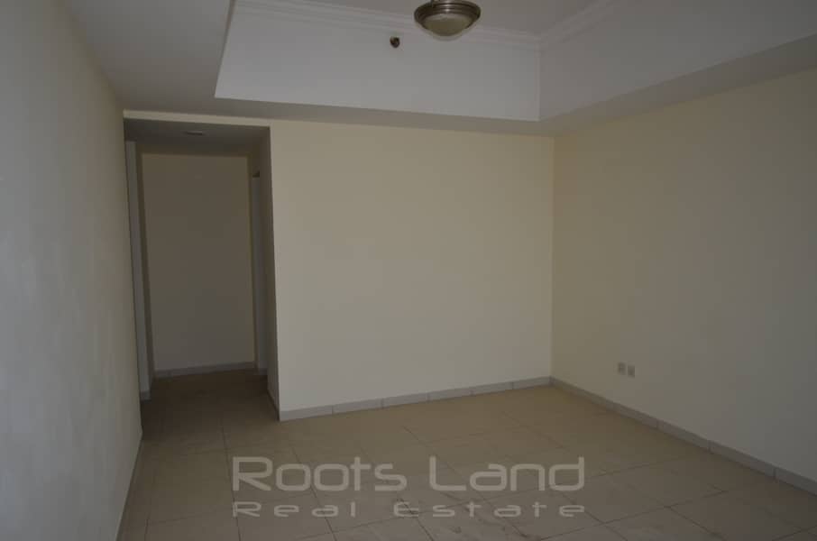 4 bedrooms facing Sheikh Zayed Road for rent