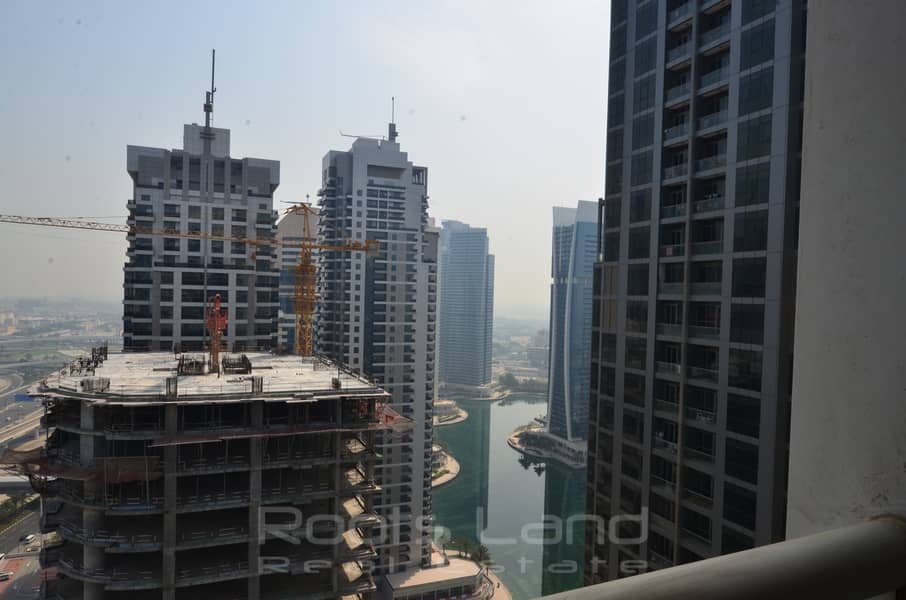 12 4 bedrooms facing Sheikh Zayed Road for rent