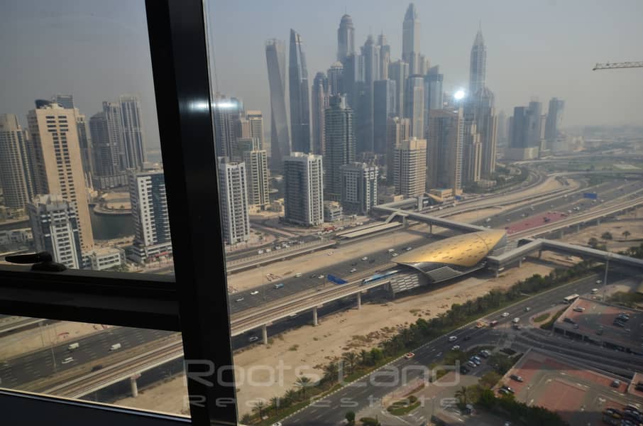 16 4 bedrooms facing Sheikh Zayed Road for rent