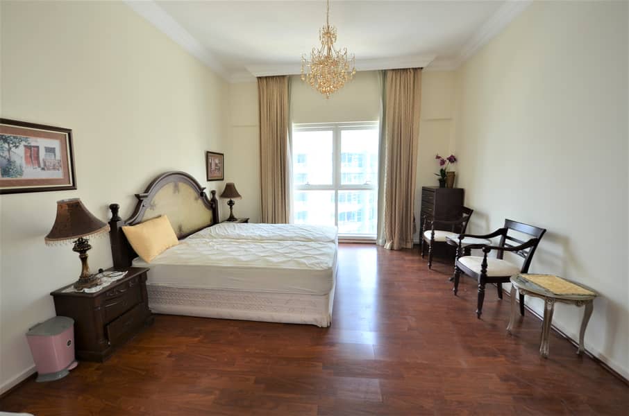 3 Large Terrace Stuning  Fully  Furnished Apartment