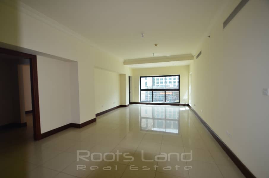 12 Large 2 Bedroom in Golden Mile with Park View