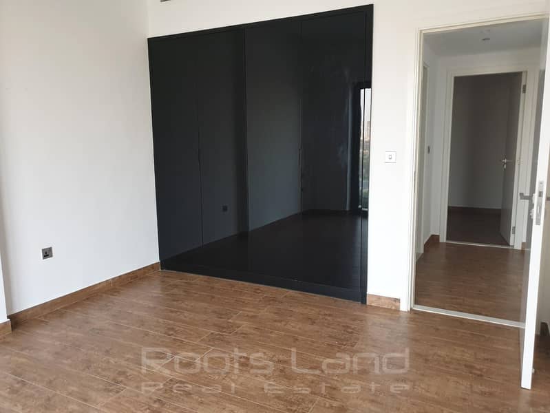 8 One Bedroom Apartment With Extra Room