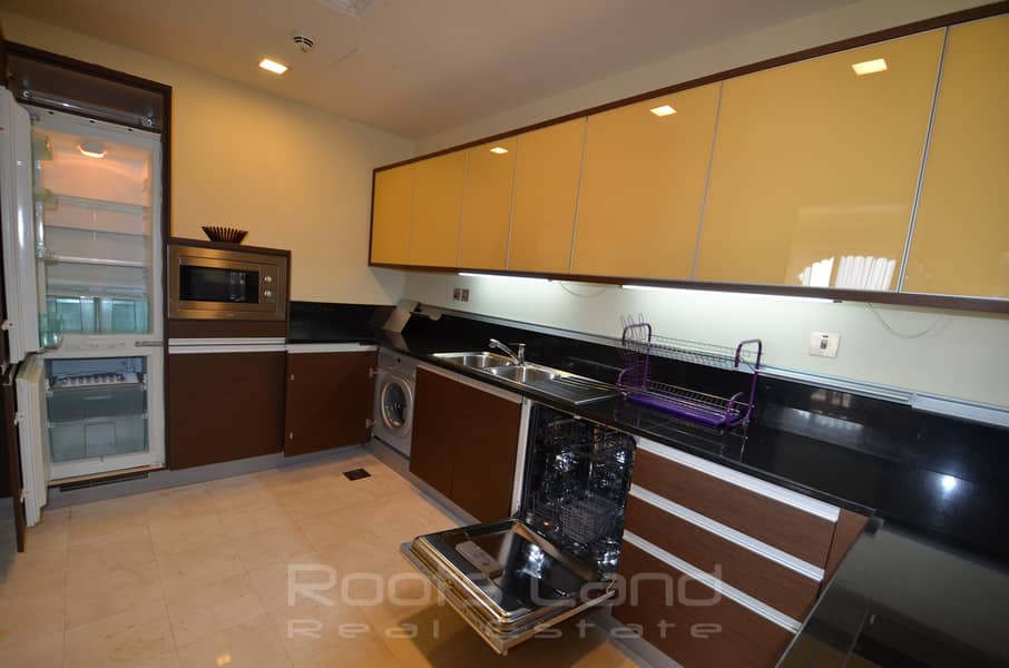 3 Prestigious  Fully Furnished Apartment See View