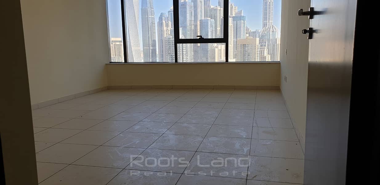 8 4 bedrooms facing Sheikh Zayed Road for Sale
