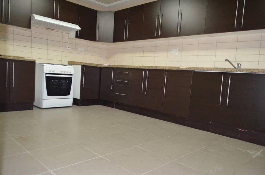 12 Fabulous 4 Bedrooms Facing Sheikh Zayed Road for Rent