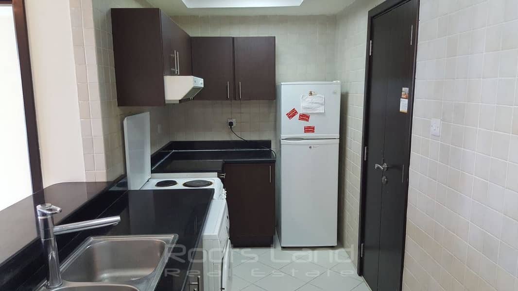 5 Well Maintained Spacious Apartment