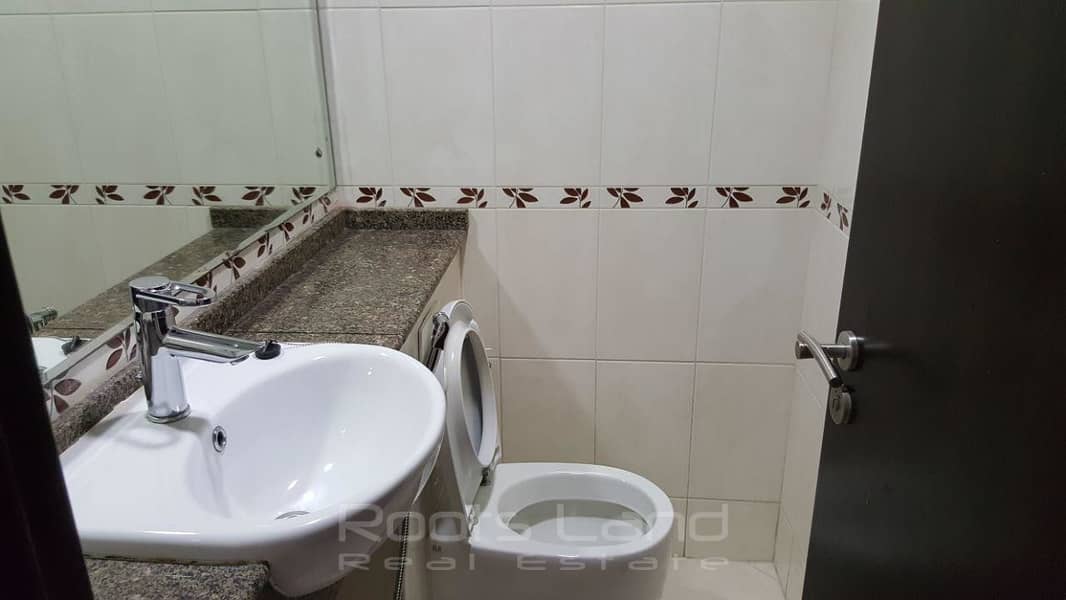 7 Well Maintained Spacious Apartment