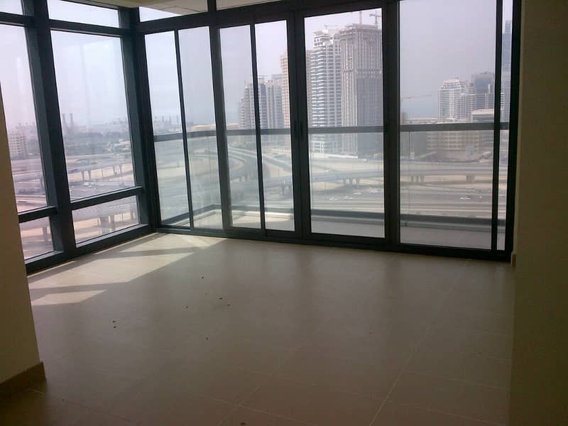 9 Spacious Unit with Lake View on Higher Floor