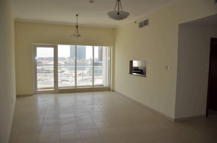 6 Perfectly Priced Spacious Apartment
