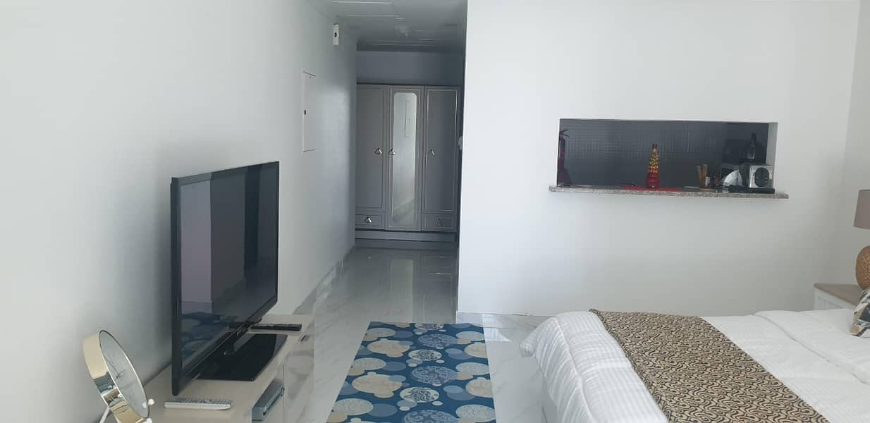 5 Fully Furnished Studio Unit for Sale, X1 Tower
