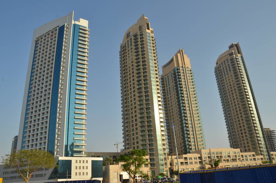 13 Spacious Apartment Near Burj Khalifa