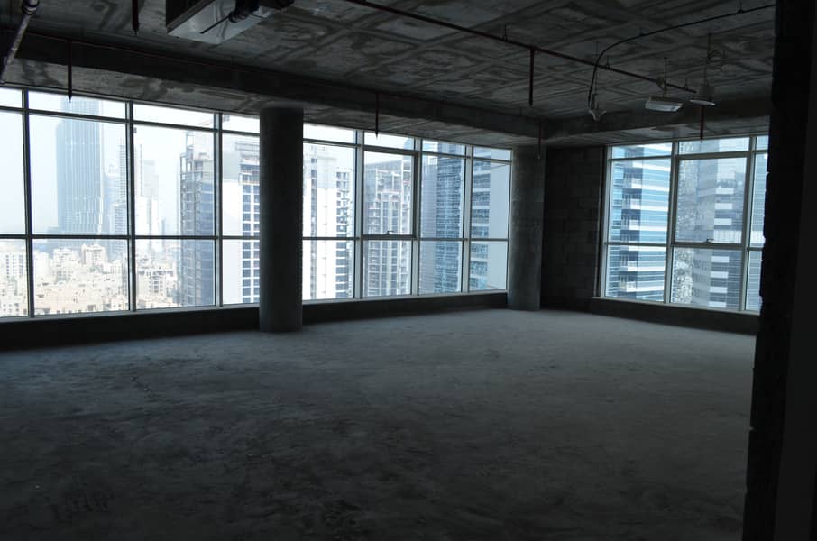 9 Half Floor | Lake & Burj View | New Building
