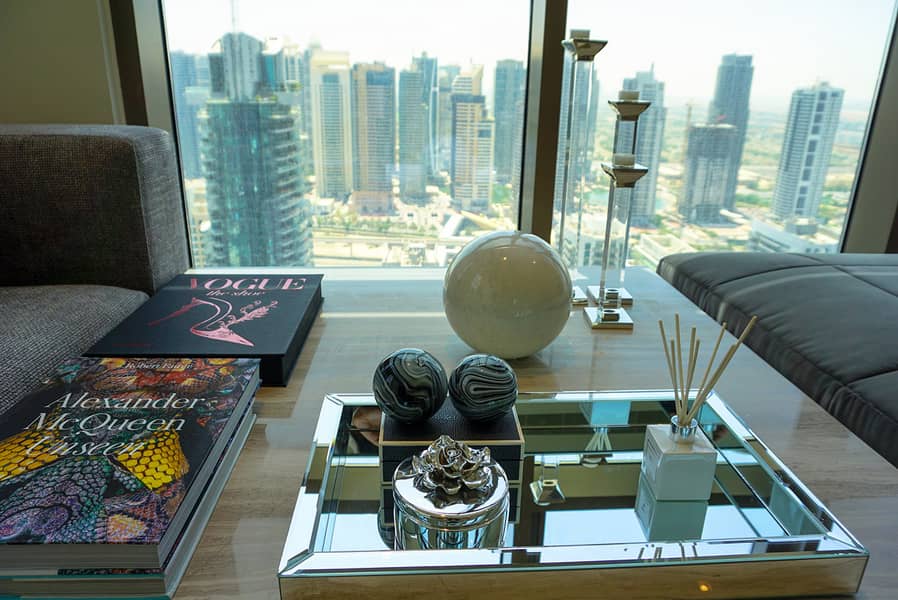 15 Move in this luxury penthouse and pay 50% over 3 years
