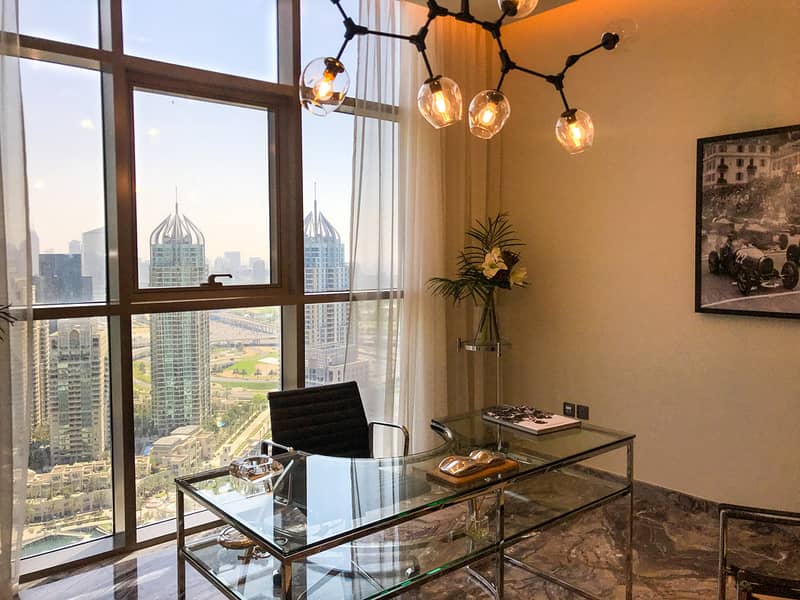 19 Move in this luxury penthouse and pay 50% over 3 years