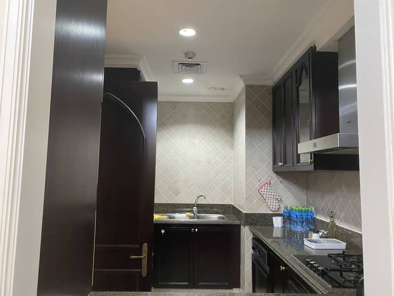 4 For Rent 1 BHK with full fountain view