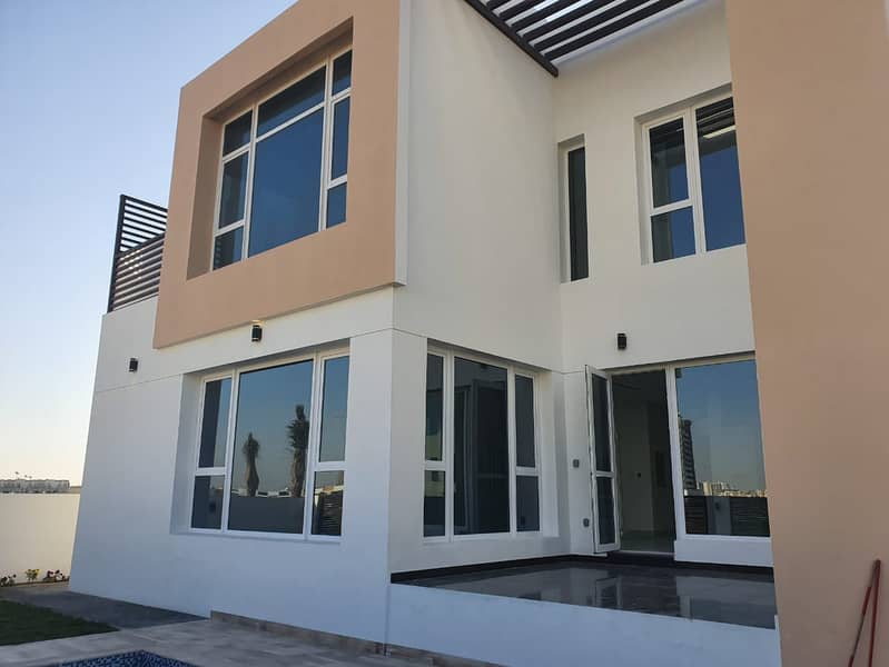 15 Brand New Modern 5 BR Villa With Maid and Pool