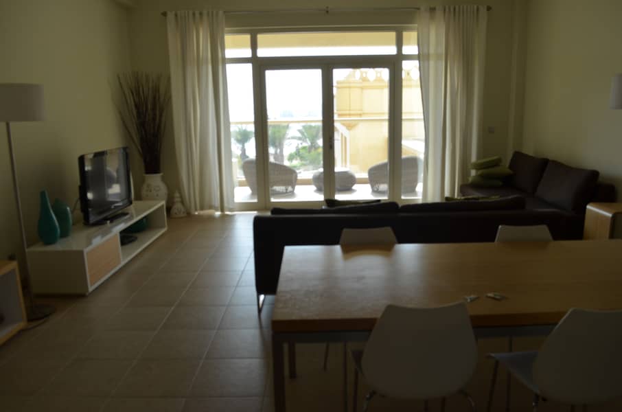 8 Rent this fully furnished apartment today and get 45 days free