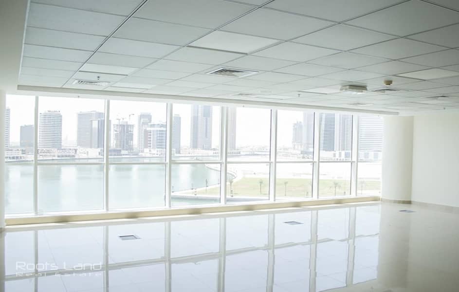 3 Beautiful Lake View Fitted Office