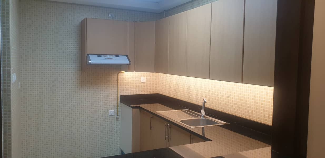 7 One bedroom + Laundry room for rent