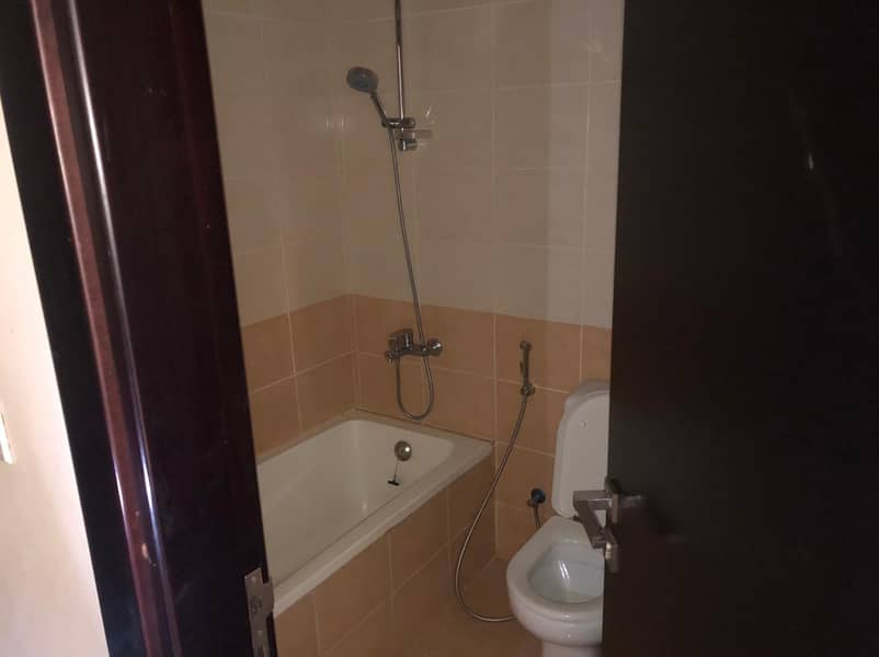 14 Furnished studio for sale in Silicon Gate 2