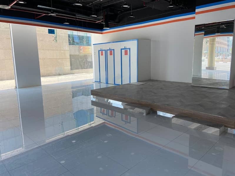 3 Ground Floor SHop/Showroom Near Deira City Center