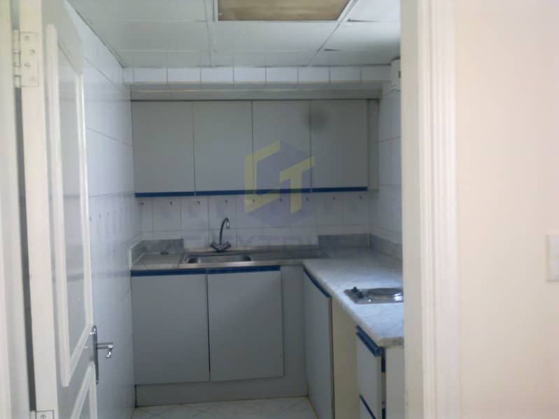 2 Large Closed Kitchen Studio apartment Near Burjuman Metro