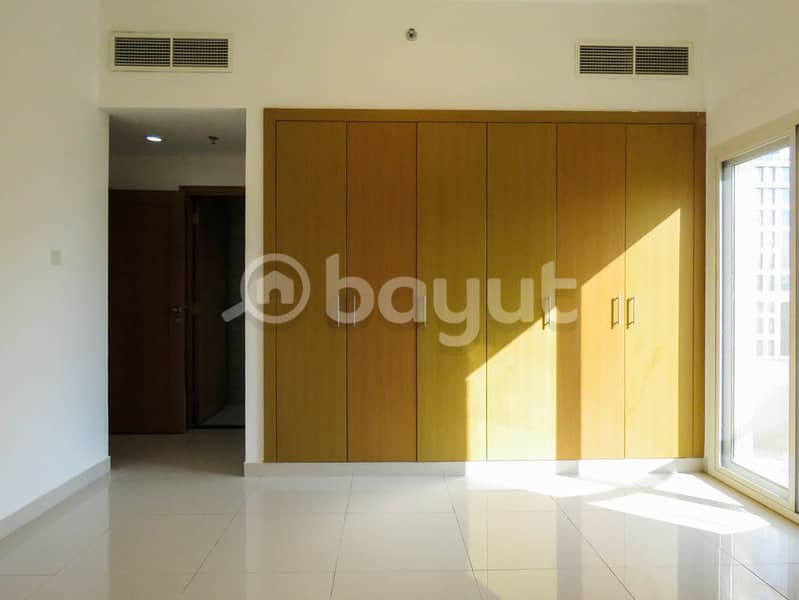 8 1 Month Free Amazing Spacious 2 Bd with all Amenities in Al Ibriz Building