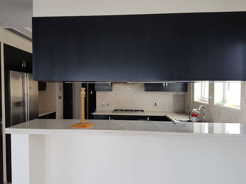 5 Amazing Deal 3 Bed + Maid's District 8 Single Row