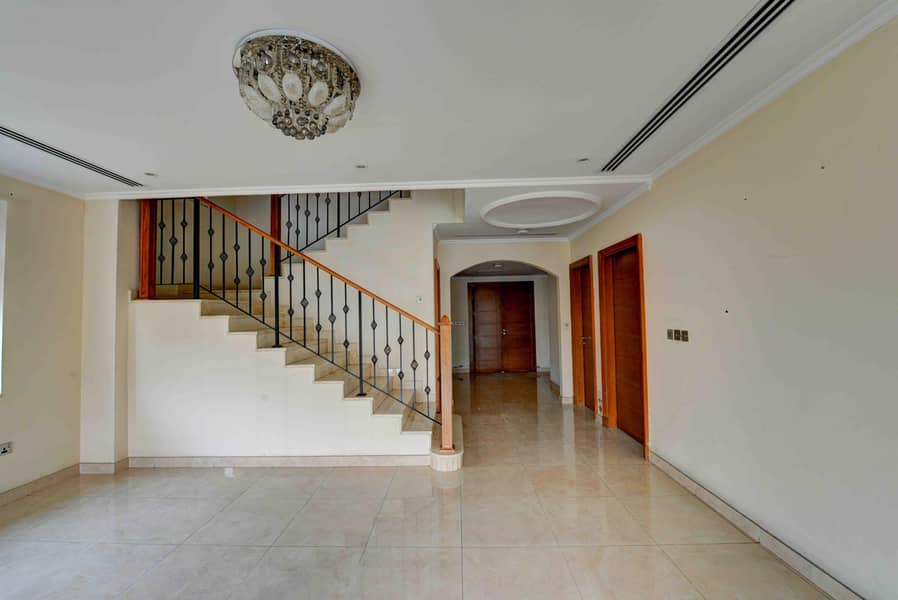 4 Upgraded Vastu Villa Legacy 4 Bedroom + M District 4