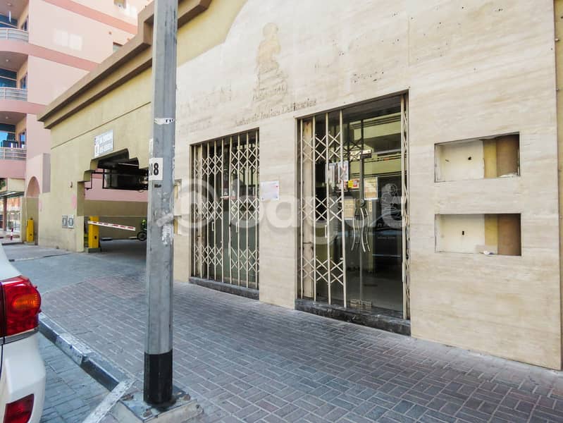 4 Shop | opposite  big parking space Fully Equipped