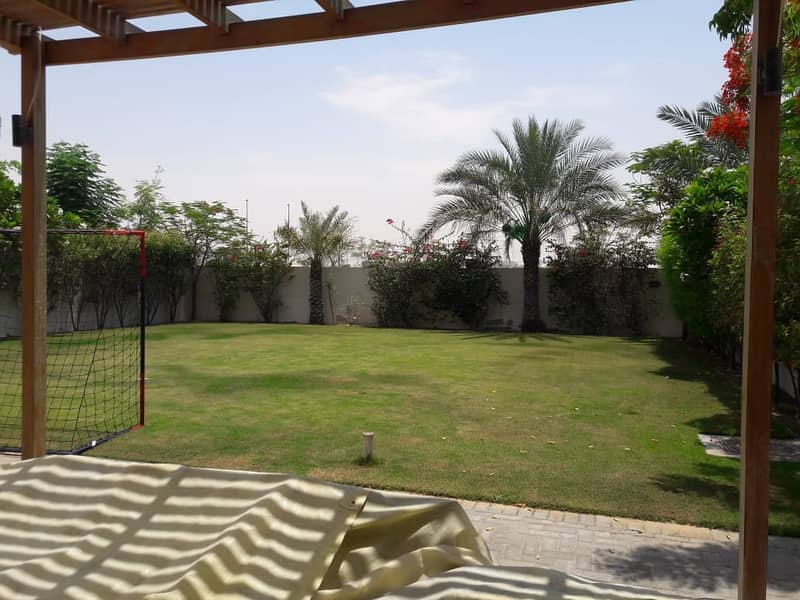 6 Furnished 3 Bed Legacy Single Row Villa District 5