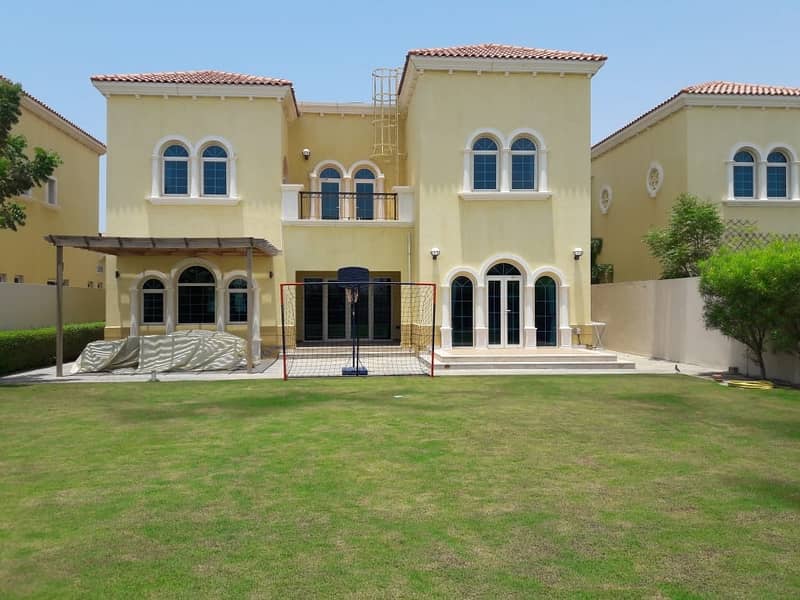 10 Furnished 3 Bed Legacy Single Row Villa District 5