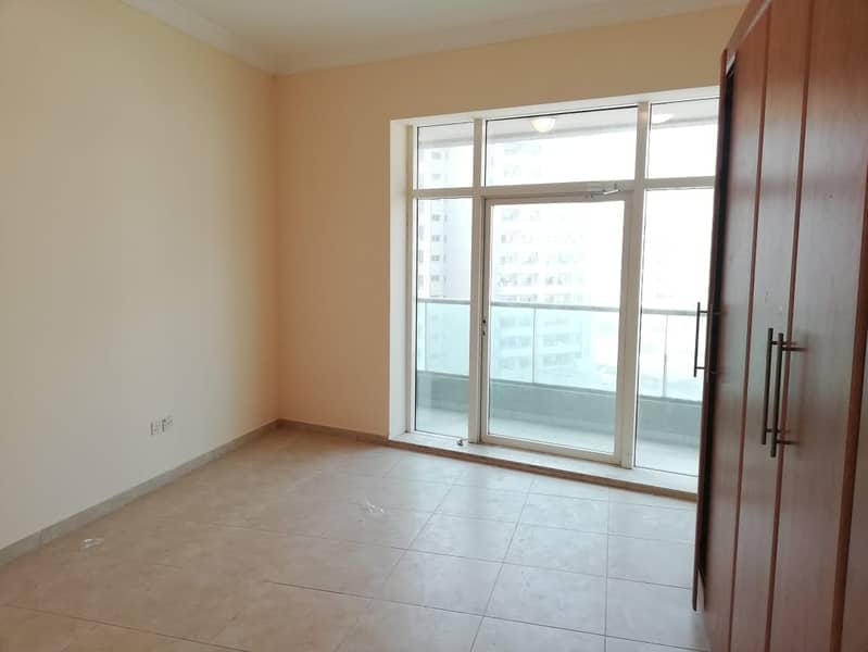 4 Best Deal Huge 3 Bedroom with Maid's Deira City Center Metro - Bus Stop