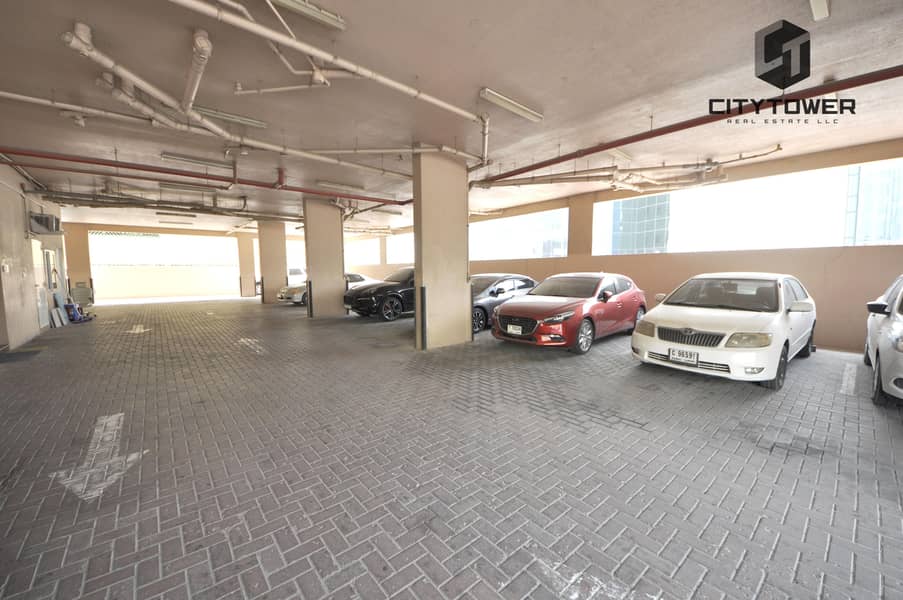 13 Large 1 BR Bur Dubai Bank Street Best for sharing