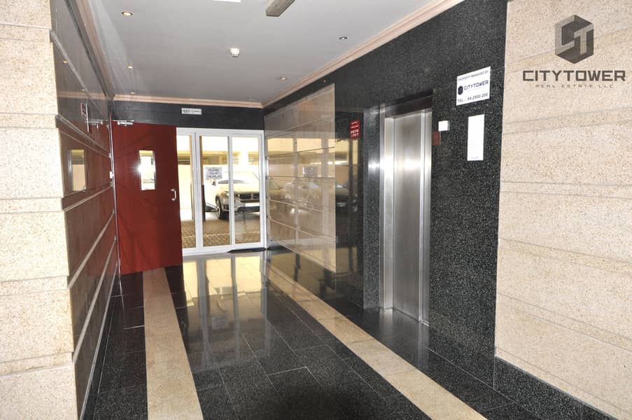 15 Large 1 BR Bur Dubai Bank Street Best for sharing