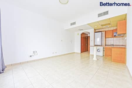 Large Studio| Well Maintained | Garden View