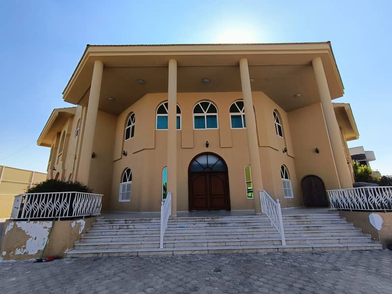 A very special villa for sale in Ramaqia area