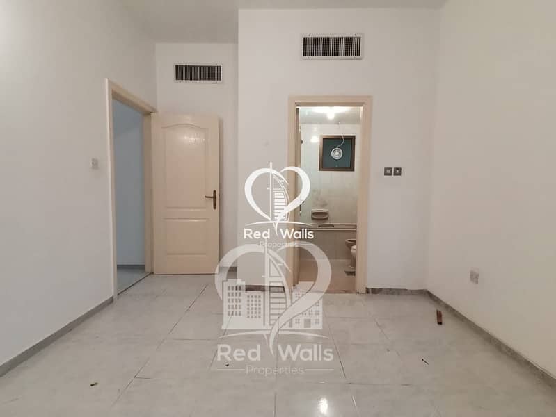 2 Well Maintained 1BHK in Tourist Club Area