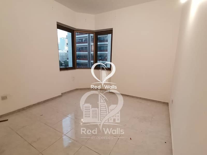 3 Well Maintained 1BHK in Tourist Club Area