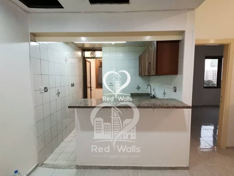 4 Well Maintained 1BHK in Tourist Club Area