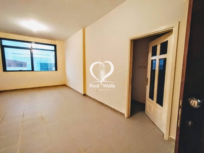 8 Awesome One Bedroom Hall in Navy Gate Area Partial Sea View