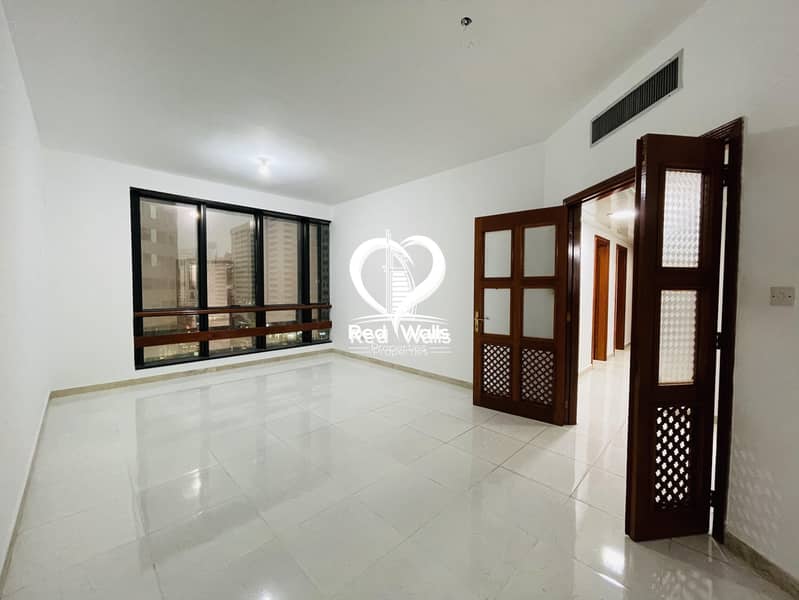 Квартира в улица Аль Наджда, 2 cпальни, 55000 AED - 6382566